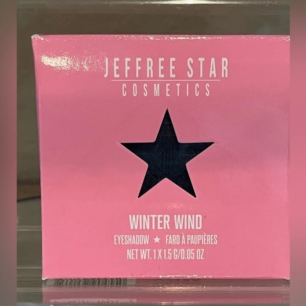 Jeffree Star Eyeshadow, Winter Wind, a blue color. NEW!